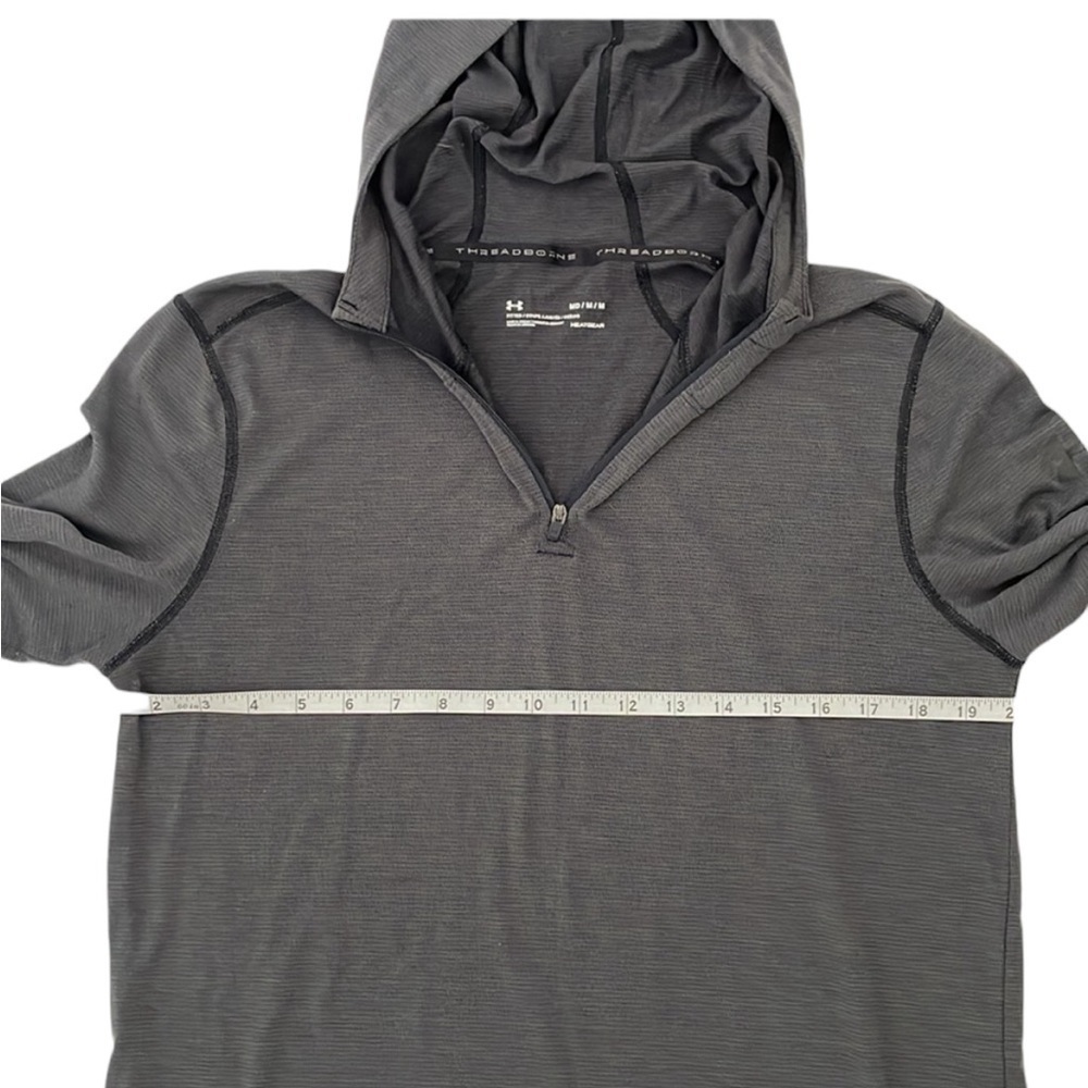Under Armour HeatGear Tee - Picture 6 of 10